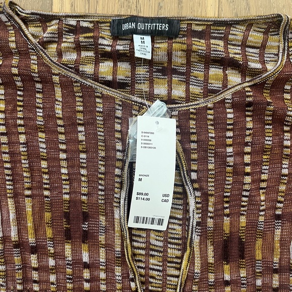 Urban Outfitters long brown button up ribbed duster

#fall#y2k - Picture 3 of 3